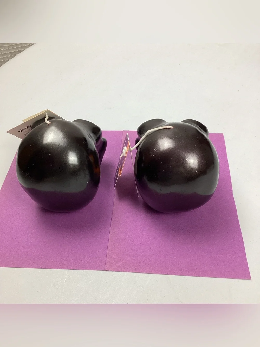 Two Black Bleeding Skull Halloween decor Candles New with Tag
